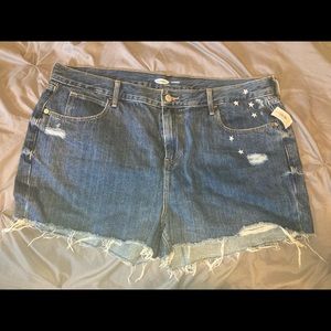 Old Navy Boyfriend cutoff shorts